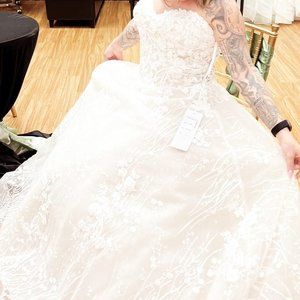 Wedding dress